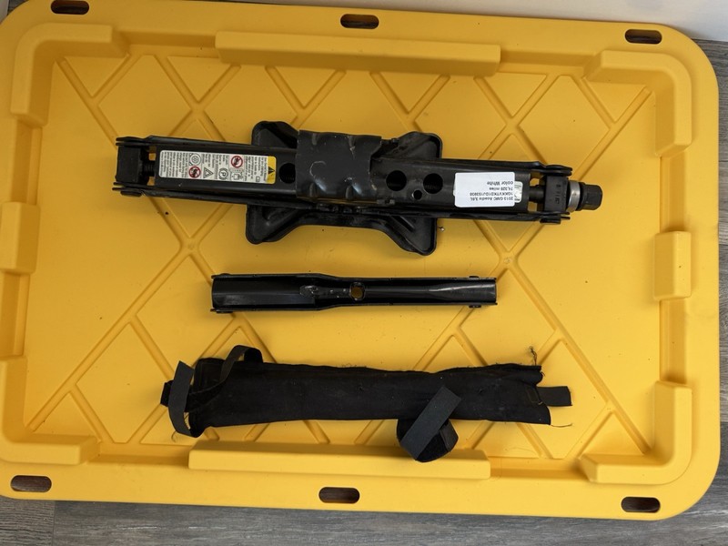 2007- 2017 GMC Buick Chevy Chevrolet Saturn Emergency Tire Change Jack SET OEM