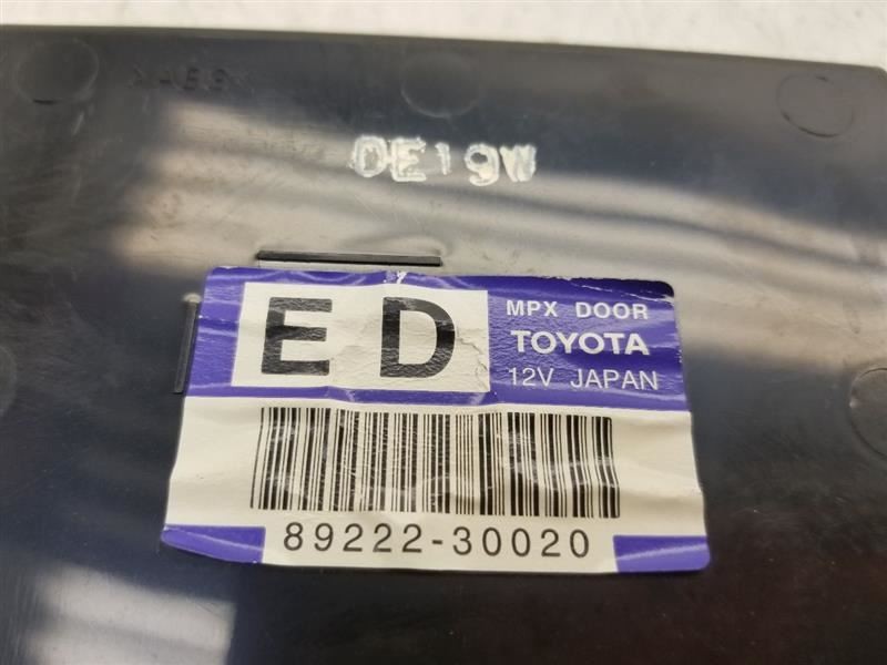 98-05 LEXUS GS300 MULTIPLEX NETWORK CONTROL MODULE CHASSIS ECM ASSEMBLY