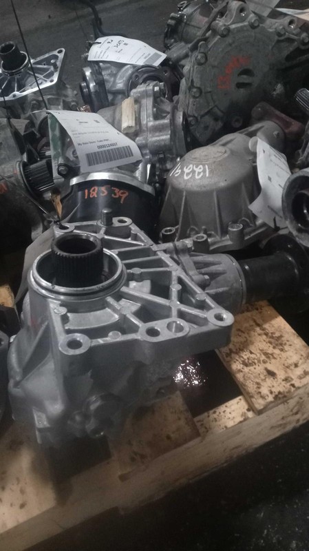 2019 Hyundai Tucson Transfer Case Assembly OEM 4WD 17K Miles Blue 473003B870