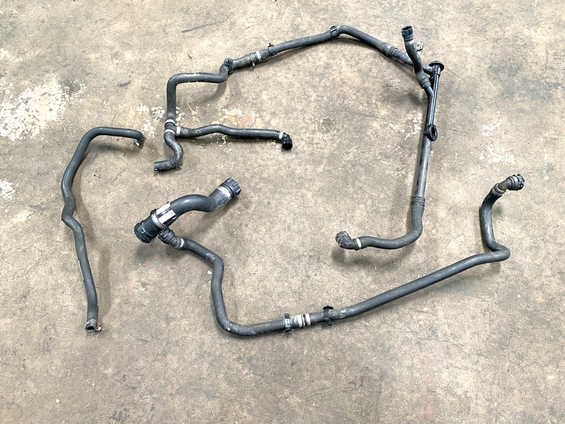 13 14 BMW X3 F25 XDRIVE35I RADIATOR COOLANT HOSE PIPE SET OEM A0.63