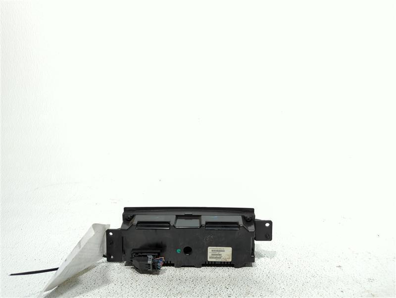 Used A/C Selector Switch fits: 2007 Chrysler Pacifica front automatic temperatur