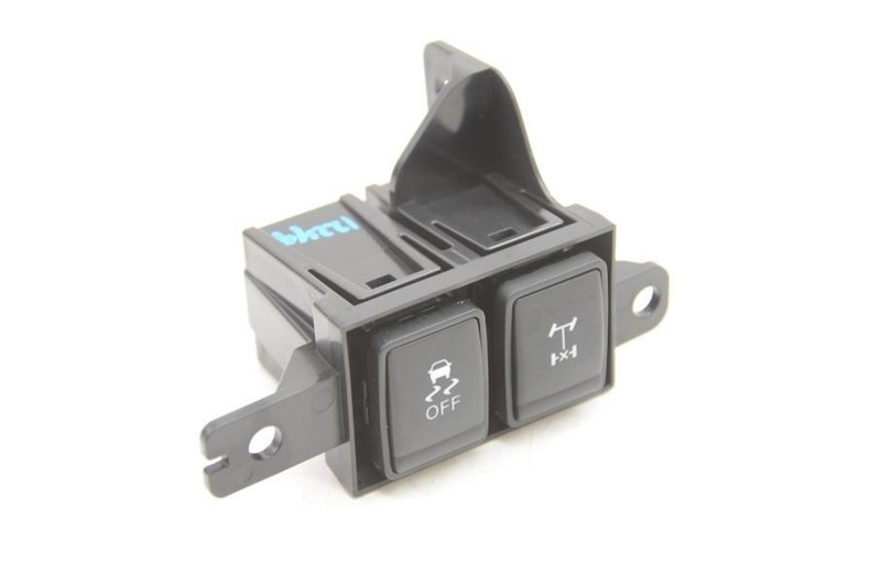 2022-2023 Nissan Frontier Pro-4X Traction Control and Rear Locker Switch