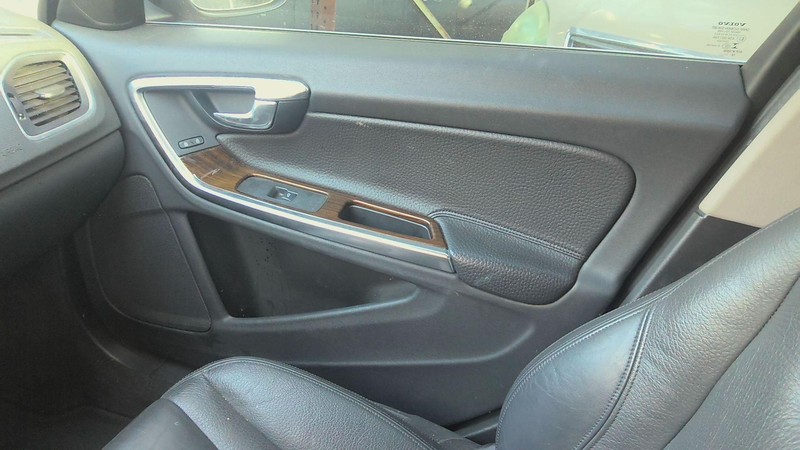 Front Door Trim Panel VOLVO 60 SERIES Right 13 12 11