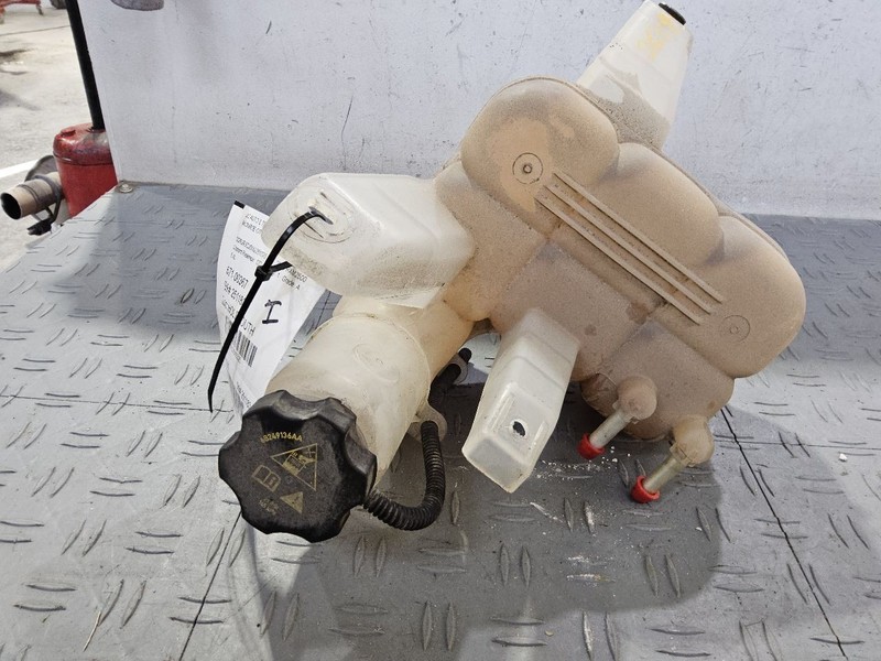 Coolant Reservoir Fits 15-24 DODGE 2500 PICKUP 3565525