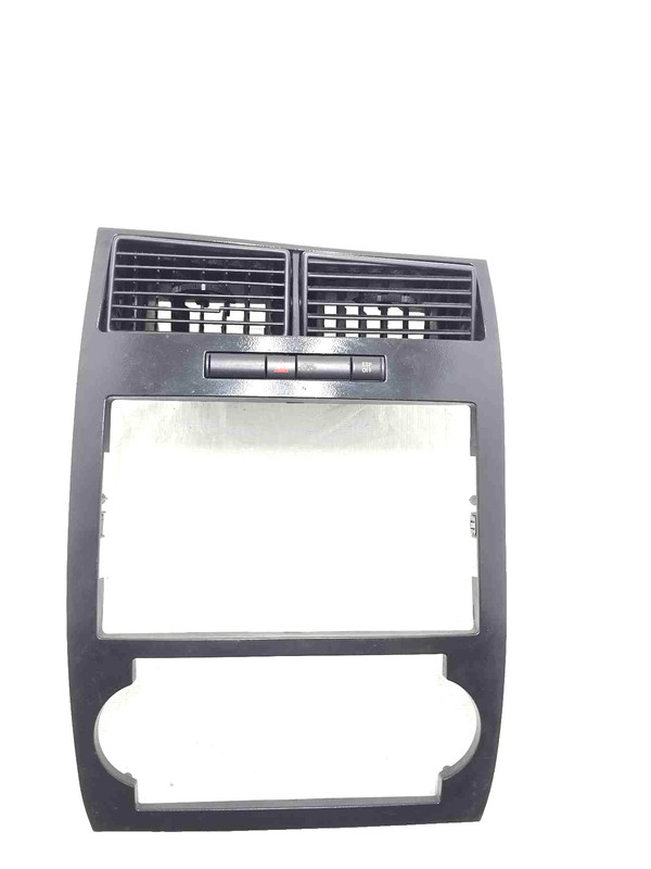 2006 Charger Front Dash Radio Bezel Trim Assembly P/N 1067650