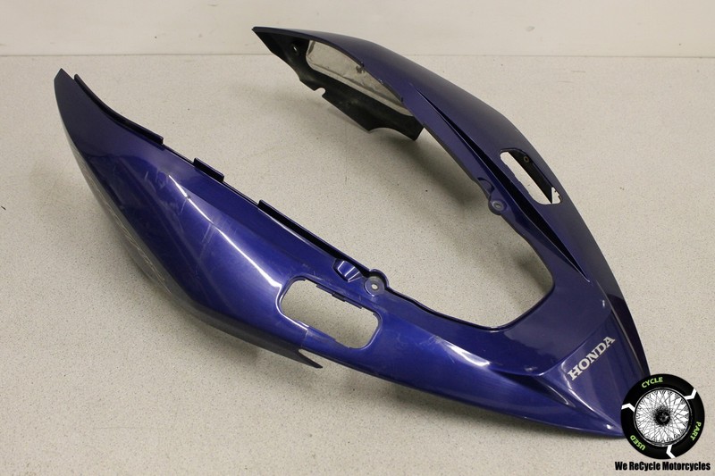 2007 HONDA VFR 800 REAR TAIL COWL COVER FAIRING PANEL VFR800 07
