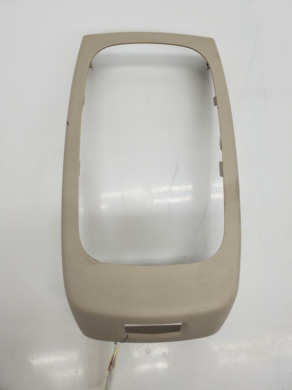 Center Console Rear Trim Cover Panel 2019 Lincoln MKC EG7B-S046E24-DA 2015-2018