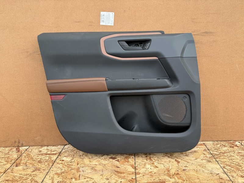 FORD BRONCO SPORT 2021-2025 OEM FRONT LEFT DRIVER DOOR PANEL ASSY (BLACK/COOPER)