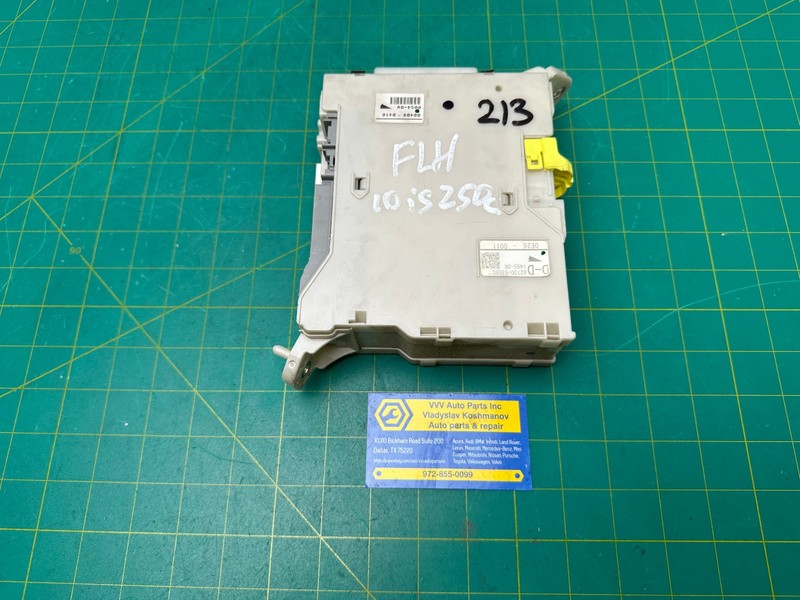 10-11 Lexus IS250 IS350 Convertible LEFT CABIN MAIN FUSE JUNCTION BLOCK MOD OEM