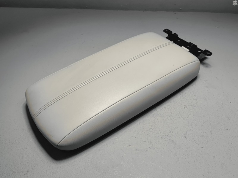 2019-22 Nissan Altima Center Console Leather Armrest Storage Lid Cover OEM Gray