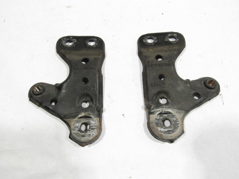 16-23 Audi TT 2019 2.0L Front Subframe Strut Brace Bracket Mount Set 2 Pcs |