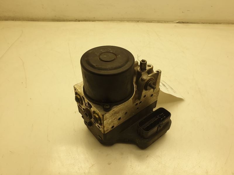 Anti-Lock Brake Part Actuator And Pump Assembly Fits 04-06 SCION XA