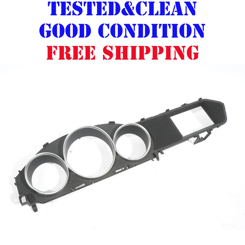 2012 - 14 MERCEDES C300 W204 DASH INSTRUMENT CLUSTER COVER TRIM 2046890239 OEM