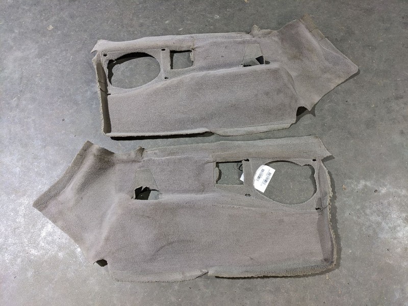 90-96 CHEVROLET CORVETTE COUPE RIGHT & LEFT TRUNK CARPET TRIM SET OEM 118407