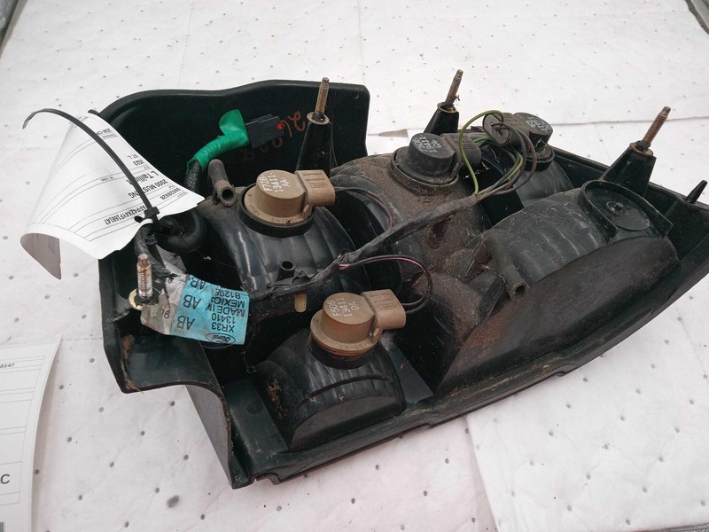 Used Left Tail Light Assembly fits: 2000 Ford Mustang Left Grade C