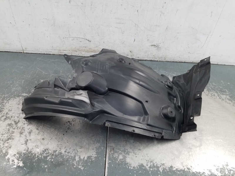 2013 BMW M5 F10 Left Front Rearward Fender Wheel Well Liner #3439 A9