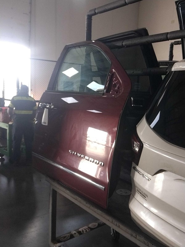 2014 Chevrolet Silverado 1500 Right Door Red Clear Coat Peeling 159K Miles