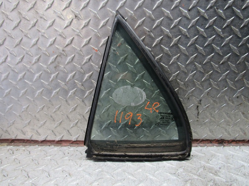 98 99 00 01 02 HONDA ACCORD LEFT DRIVER REAR DOOR VENT GLASS SEDAN