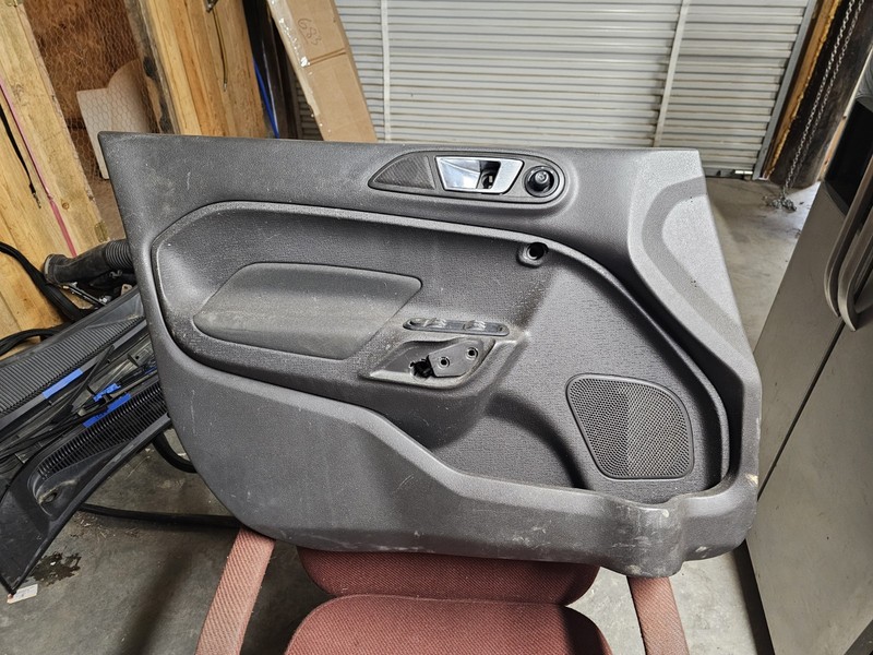 2014 Ford Fiesta Front Left Driver Interior Door Panel Trim