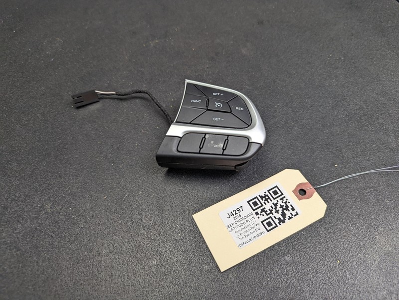 Steering Wheel Cruise Control Switch 2020 Jeep Compass 5YL22XSAAC 2018 - 2021