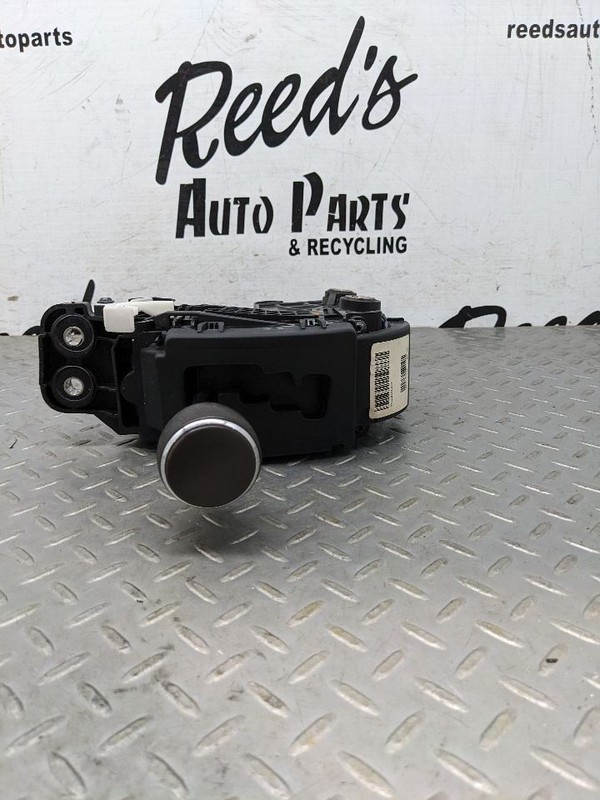 2011-2020 DODGE GRAND CARAVAN AUTOMATIC GEAR LEVER SHIFTER ASSY 1UC34DX9 1154168