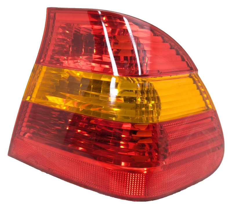 01-04 BMW 325i E46 Rear Right Passenger Side Tail Light Lens 6907934 OEM