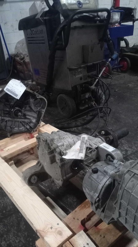 Used Differential Carrier Assembly fits: 2010 Chevrolet Camaro Rear Axle AT 3.6