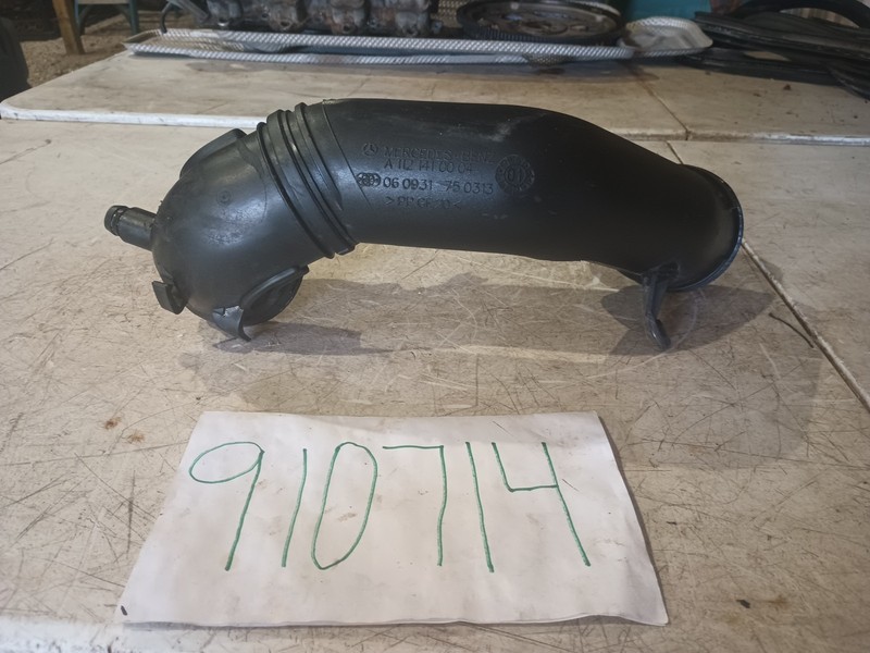 98-05 Mercedes-Benz ML500 W163 Ml-Class Air Intake Hose A1121410004
