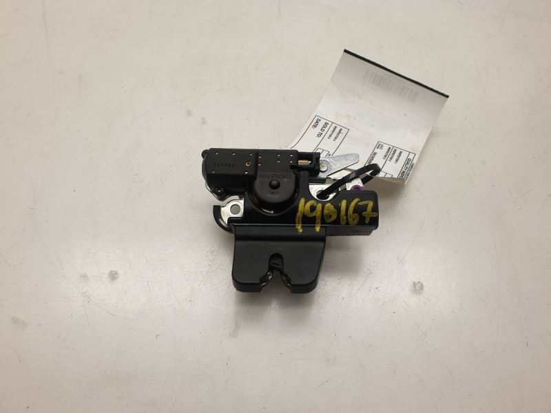 02-06 TOYOTA CAMRY DECKLID LATCH