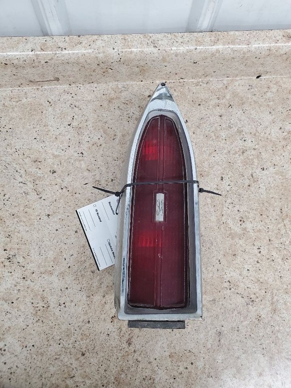 Passenger Right Tail Light Ninety-eight Fits 76 OLDSMOBILE 300696