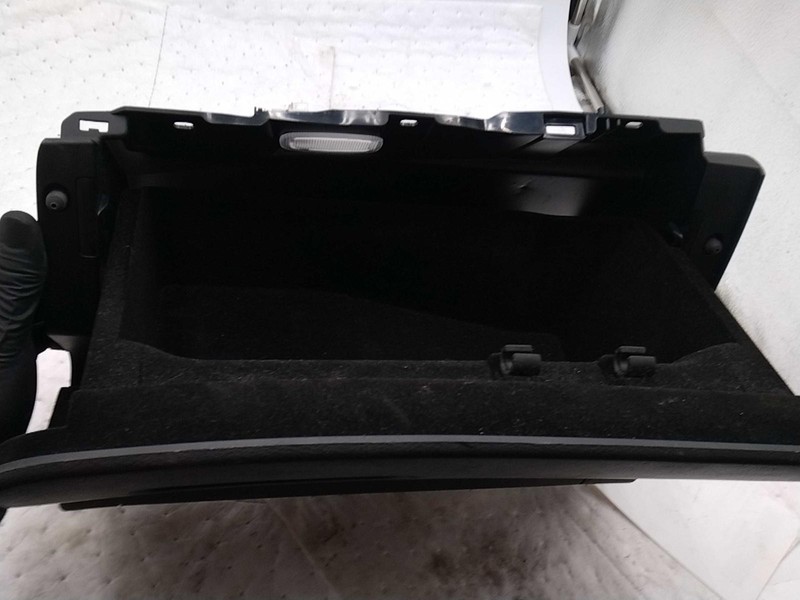 2018 INFINITI QX30 Glove Box White OEM Used 3396740 4DR 99K Miles