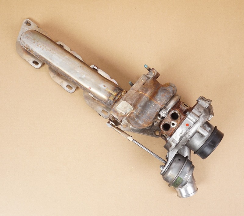 11-13 Mercedes CL550 S550 Left Side Turbocharger Turbo Charger Manifold OEM 56k