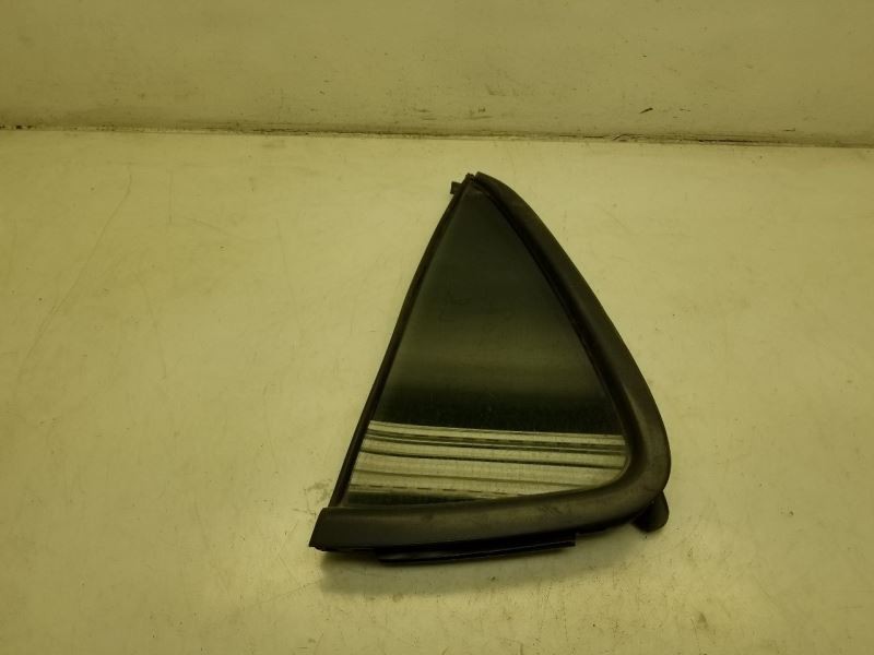 01-07 TOYOTA SEQUOIA DRIVER SIDE REAR DOOR VENT GLASS