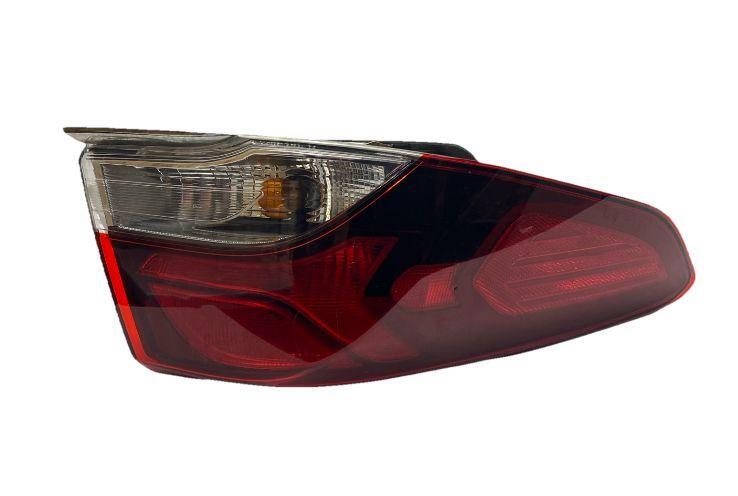 Hyundai Sonata tail light 18 to 19 left side quarter OEM 92401C2500 incandescent