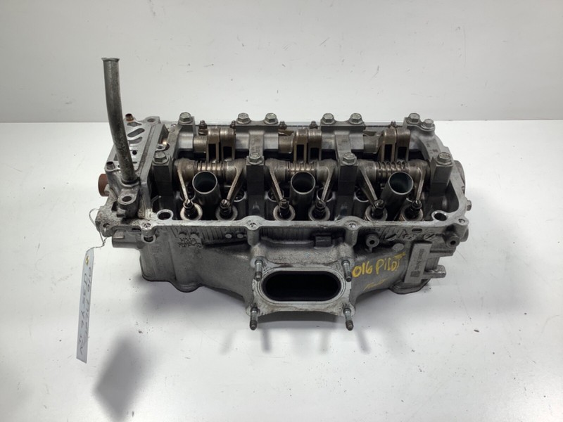 016 Honda Pilot Front Cylinder Head J35Y6 10004-RLV-A00 OEM