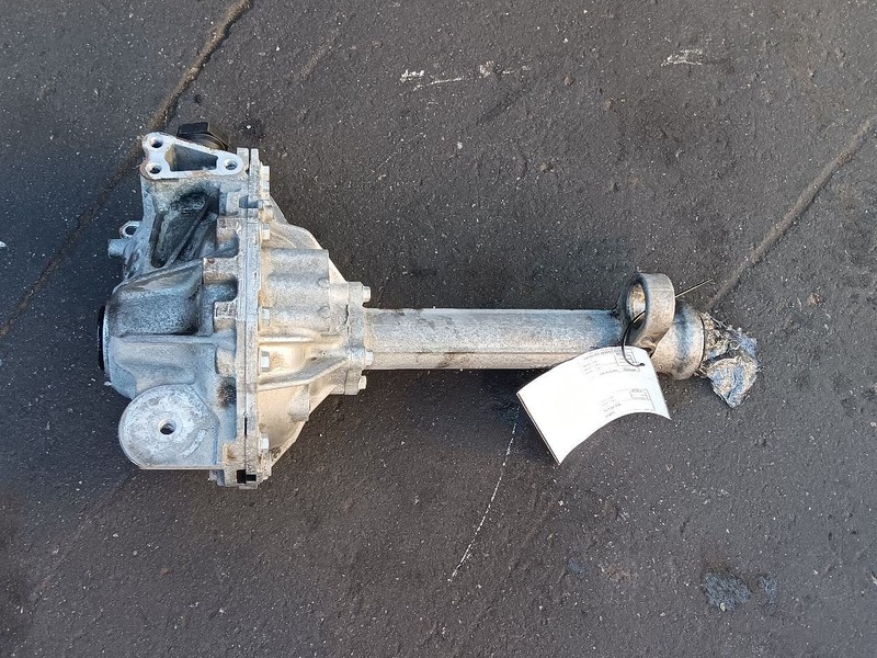 14-19 Range Rover HSE 5.0L Front Differential Carrier Axle LR039596