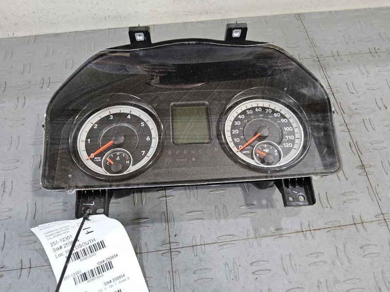 Speedometer Classic Style 5 Lug Wheel MPH Fits 18-20 DODGE 1500 PICKUP 3515043