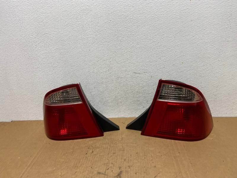 2005 2006 2007 Ford Focus Sedan Left Right Side Tail Lights Oem AD3191 LK