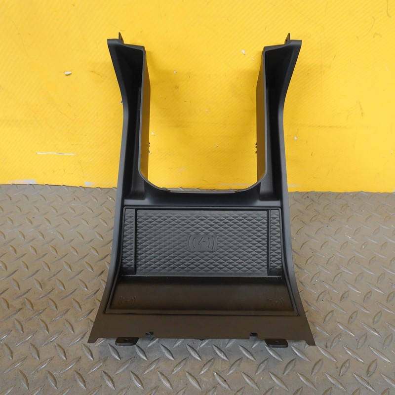 2020-2022 RANGE ROVER EVOQUE CONSOLE STORAGE TRAY BEZEL TRIM OEM M8D2-045C22-AB