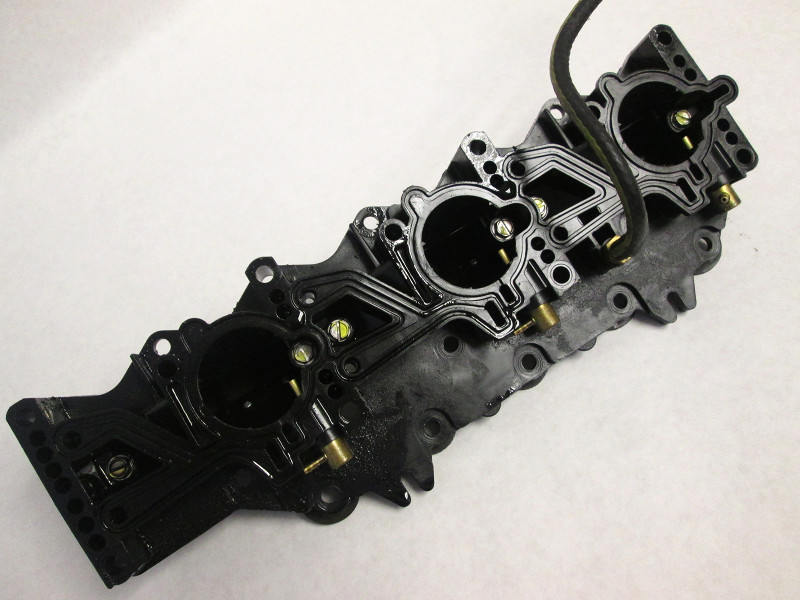 0438956 Port Intake Manifold for Evnrude Johnson 150-175 Hp Outboard 1997-1998