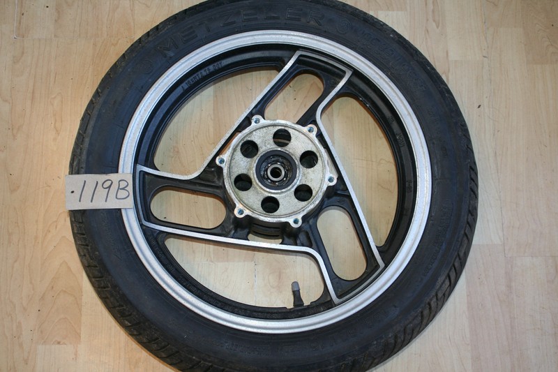 1984 Yamaha FJ1100 Front Wheel Rim Mag Wheel J18xMT2.75 OEM 84 B