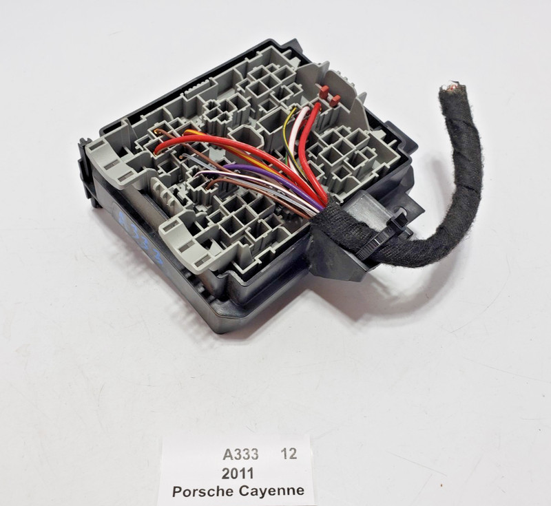 ✅ 2011-2018 OEM Porsche Cayenne 958 Front Dash Cabin Fuse Relay Box