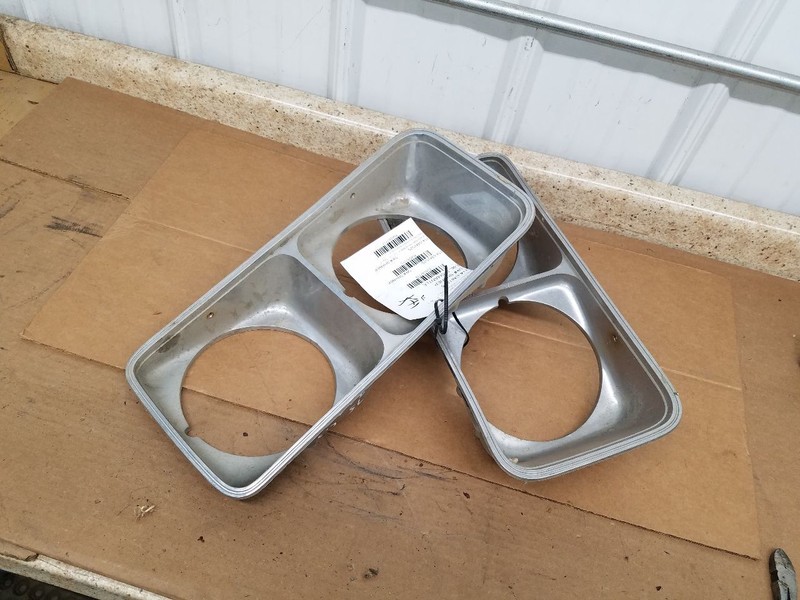 IMPALA1975 Headlight 287713