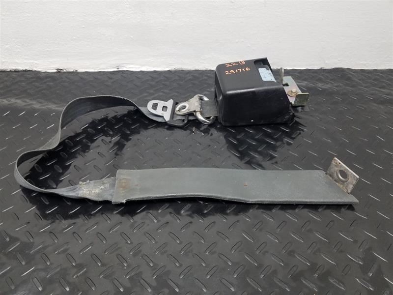 92-93 Ford F450 Regular Cab Front Right Belt Retractor Gray OEM F2TZ-15611B08-C