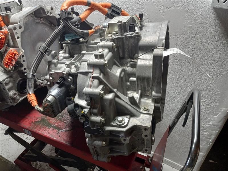 12-18 TOYOTA PRIUS V AUTOMATIC TRANSMISSION 2ZRFXE VIN EU 7TH & 8TH DIGIT