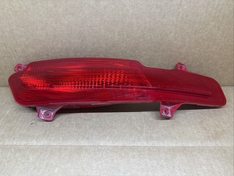 2020-2022 KIA TELLURIDE REAR BUMPER RIGHT SIDE REFLECTOR LIGHT LAMP 92406S9000
