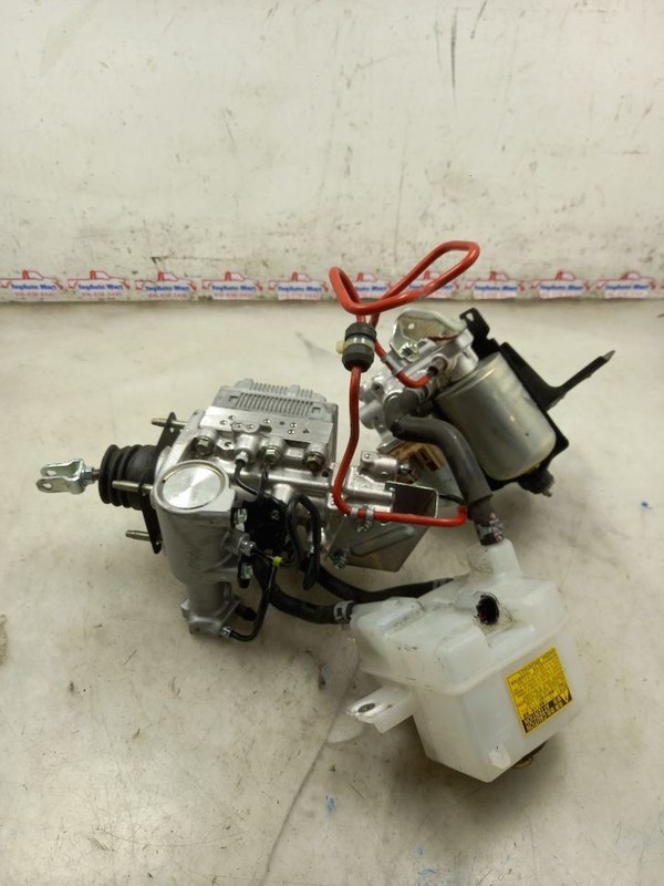 Anti-Lock Brake Part Actuator And Pump Assembly VIN B3 Fits 12-19 PRIUS 549561