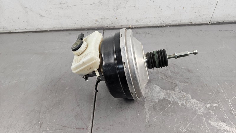 2014 Audi S4 Quattro B8 Brake Master Cylinder / Booster #7670 Y2