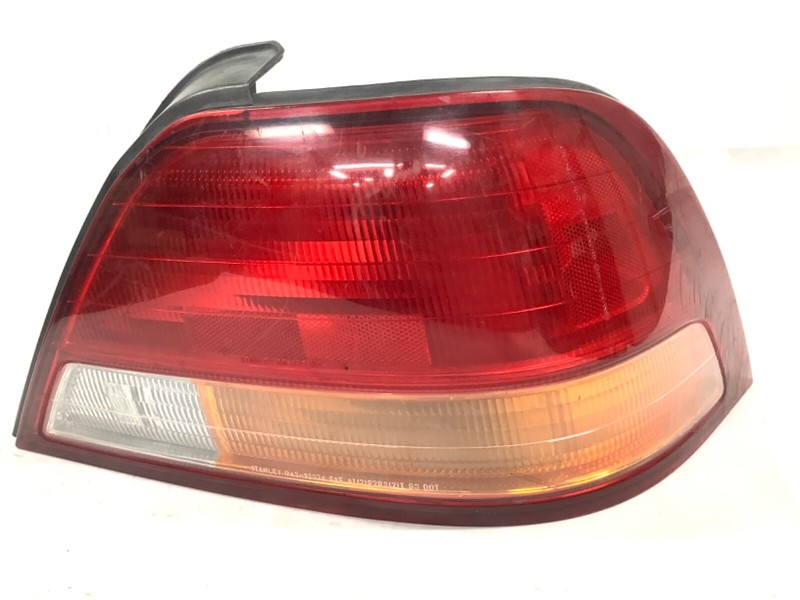95-98 Acura TL 4D Right Rear Tail Light Signal Turn Brake Lamp Lens Unit CRACK