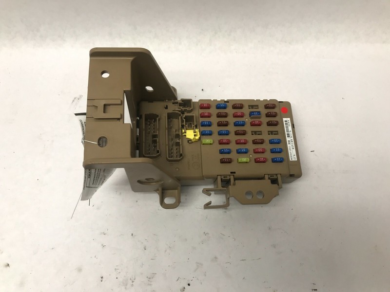 14 15 16 17 18 SUBARU FORESTER UNDER DASH CABIN FUSE BOX JUNCTION OEM